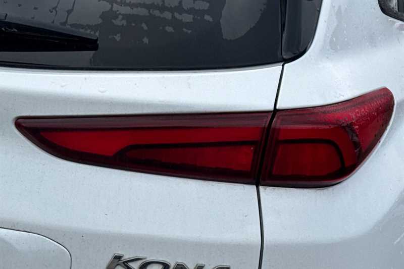 Used Hyundai KONA 2022 for sale - 76978104: Photo 32