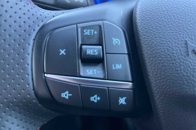 Used Ford Kuga 2023 for sale - 76844455: Photo 21