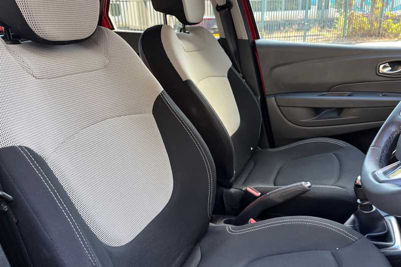 Used Renault Captur 2020 for sale - 76463854: Photo 23