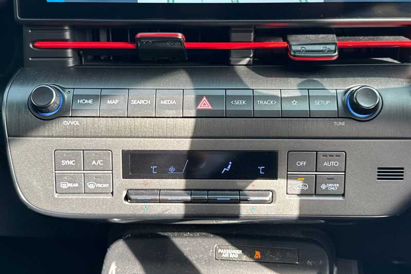 Used Hyundai KONA 2024 for sale - 76004570: Photo 15