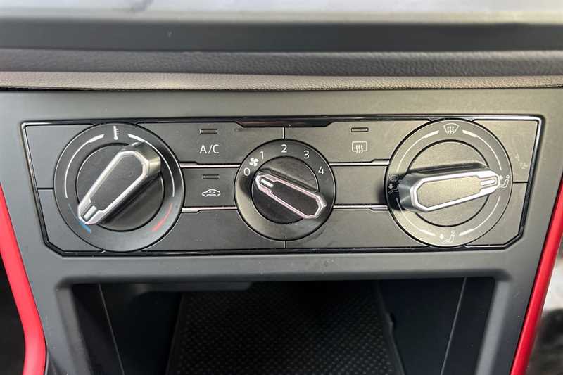 Used Volkswagen Polo 2019 for sale - 77914822: Photo 15