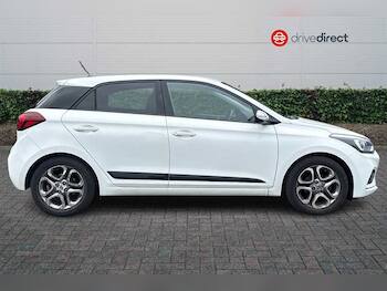 Used Hyundai i20 2018 for sale - 79753589: Photo