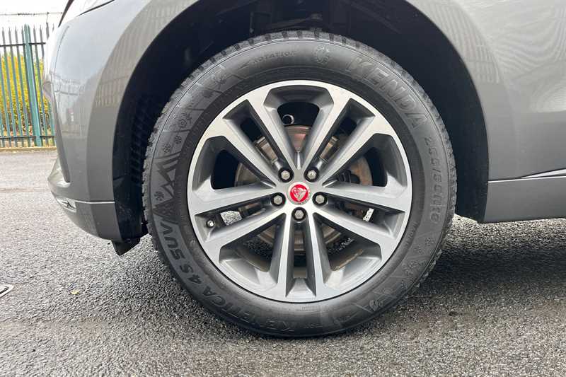 Used Jaguar F-Pace 2017 for sale - 76529829: Photo 12