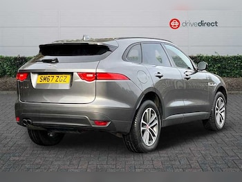 Used Jaguar F-Pace 2017 for sale - 76529829: Photo