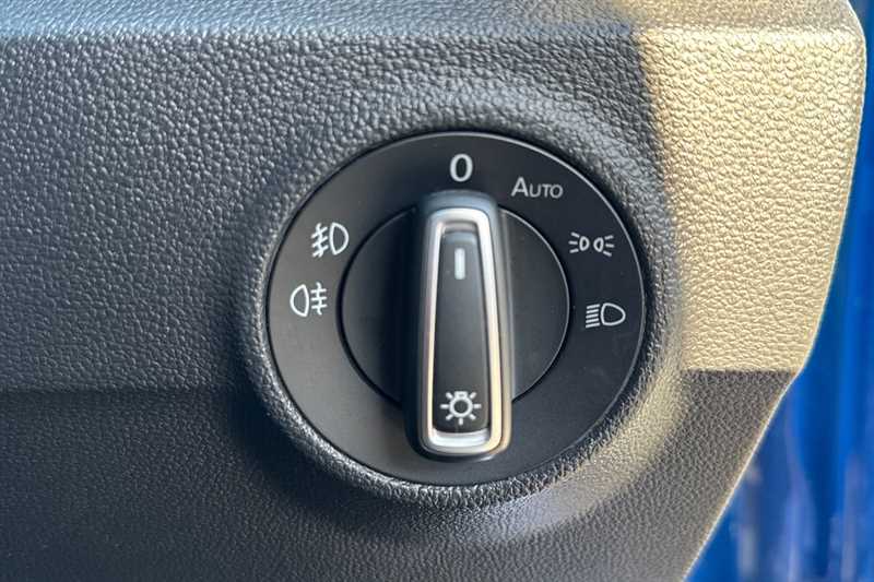 Used Volkswagen T-Roc 2021 for sale - 76329421: Photo 39