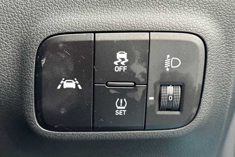 Used Hyundai i10 2022 for sale - 77323272: Photo 38