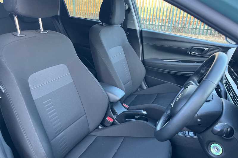 Used Hyundai BAYON 2025 for sale - 77773660: Photo 23