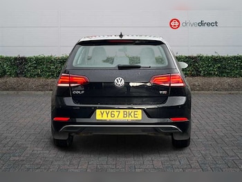Used Volkswagen Golf 2017 for sale - 76552597: Photo