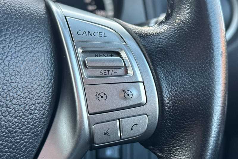 Used Nissan Navara 2020 for sale - 77402385: Photo 22