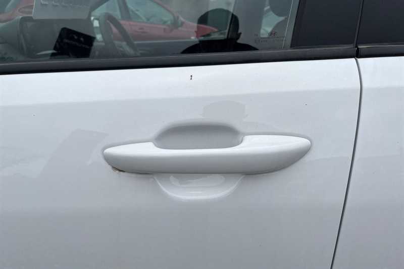 Used Hyundai i10 for sale - 76733757: Photo 33