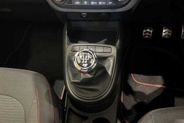 Used Hyundai i10 2022 for sale - 76168932: Photo 14