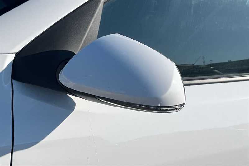 Used Hyundai i10 2024 for sale - 76176420: Photo 35