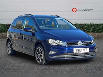 Volkswagen - Golf SV