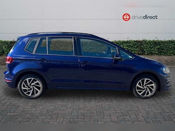 Used Volkswagen Golf SV 2019 for sale - 76229615: Photo 2