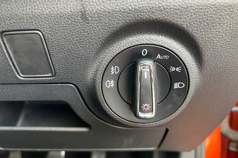 Used SEAT Ibiza 2018 for sale - 76524610: Photo 38