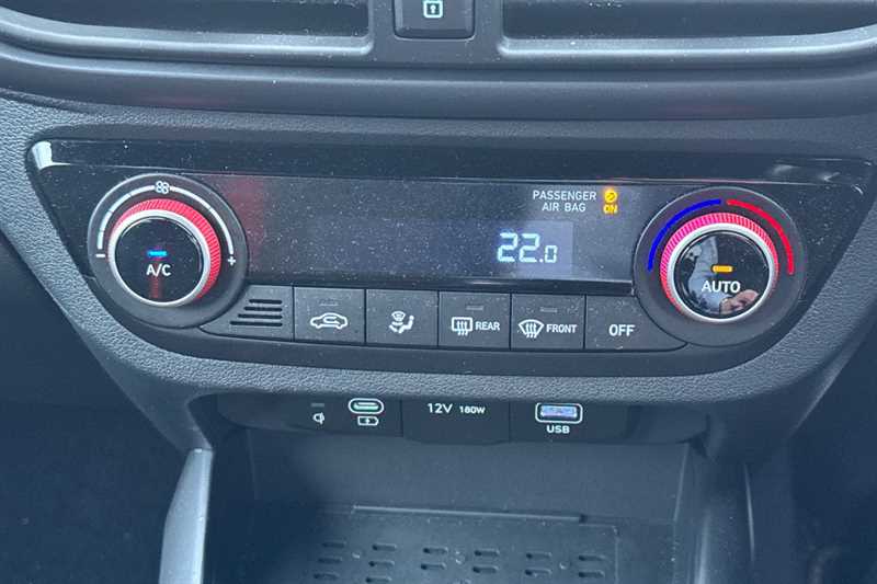 Used Hyundai i10 2023 for sale - 77335106: Photo 15