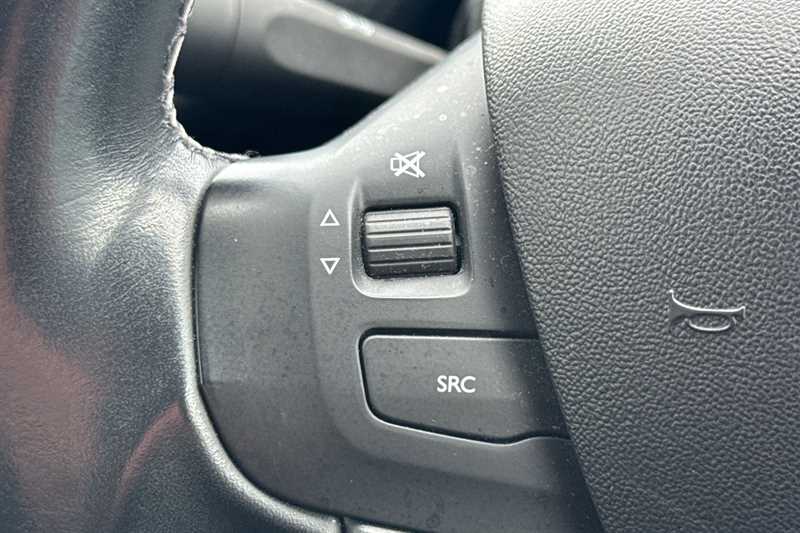 Used Peugeot 2008 2018 for sale - 77787679: Photo 21