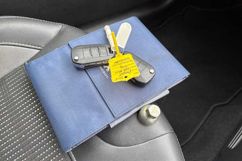 Used Peugeot 2008 2018 for sale - 77787679: Photo 36