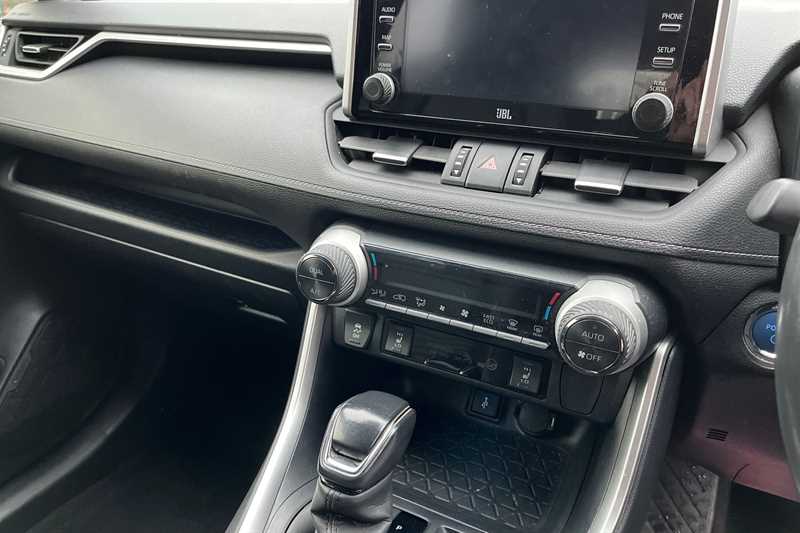 Used Toyota RAV4 2021 for sale - 77554128: Photo 14