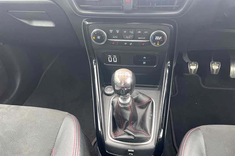Used Ford Ecosport 2018 for sale - 76088230: Photo 14