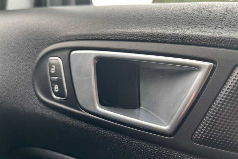 Used Ford Ecosport 2018 for sale - 76088230: Photo 40