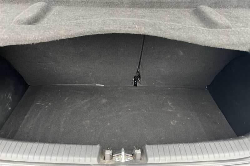 Used Hyundai i10 2023 for sale - 77335474: Photo 25