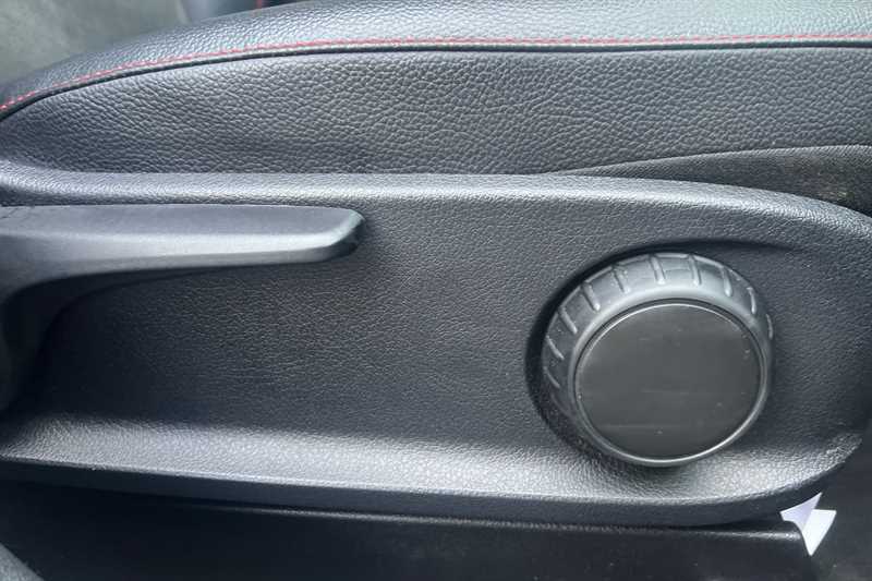 Used Mercedes-Benz GLB 2020 for sale - 76917706: Photo 26