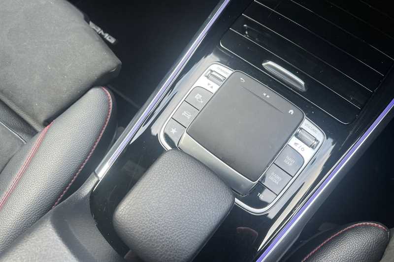 Used Mercedes-Benz GLB 2020 for sale - 76489649: Photo 40