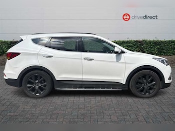 Used Hyundai Santa Fe 2017 for sale - 79416582: Photo