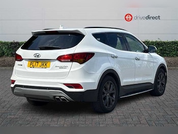 Used Hyundai Santa Fe 2017 for sale - 79416582: Photo