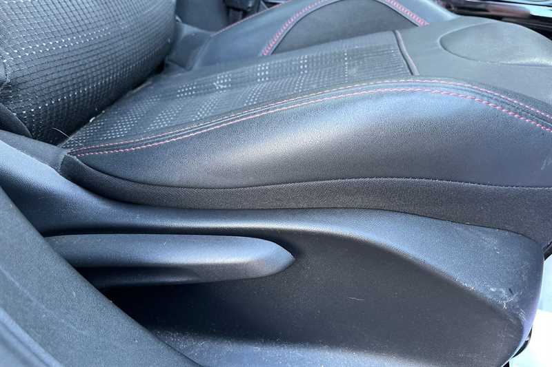 Used Peugeot 2008 2018 for sale - 78208553: Photo 26