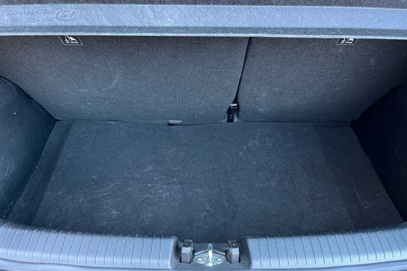 Used Hyundai i10 2021 for sale - 75981523: Photo 25