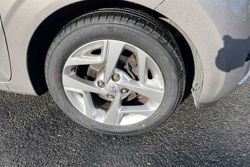 Used Hyundai i10 2021 for sale - 75981523: Photo 9