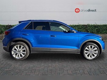 Used Volkswagen T-Roc 2021 for sale - 77553589: Photo