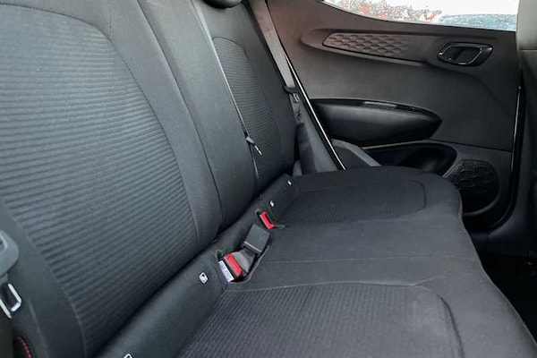 Used Hyundai i10 2022 for sale - 75083225: Photo 24