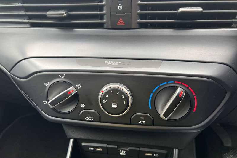 Used Hyundai i20 2023 for sale - 78160504: Photo 15