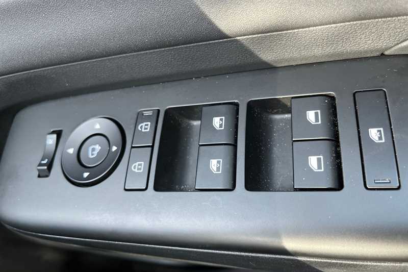 Used Hyundai KONA 2024 for sale - 77758095: Photo 16