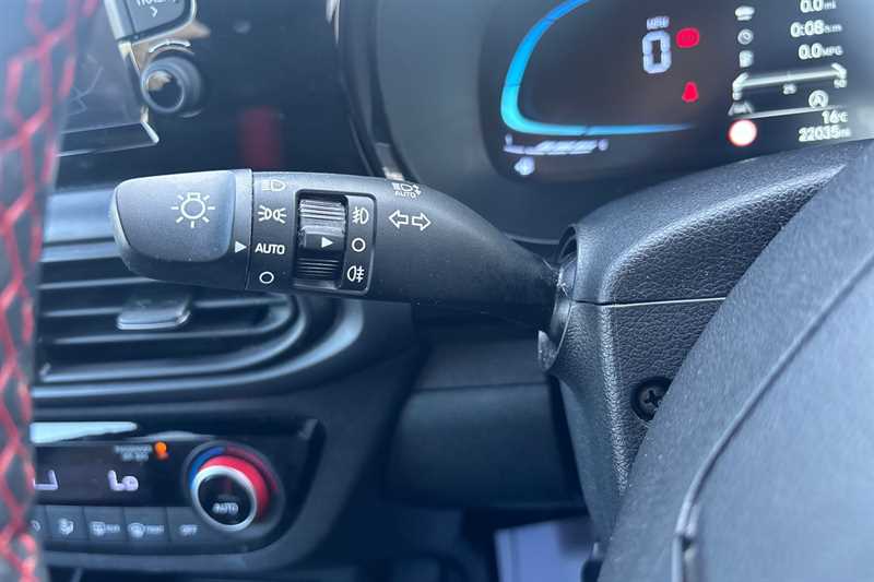 Used Hyundai i10 2024 for sale - 77944114: Photo 40