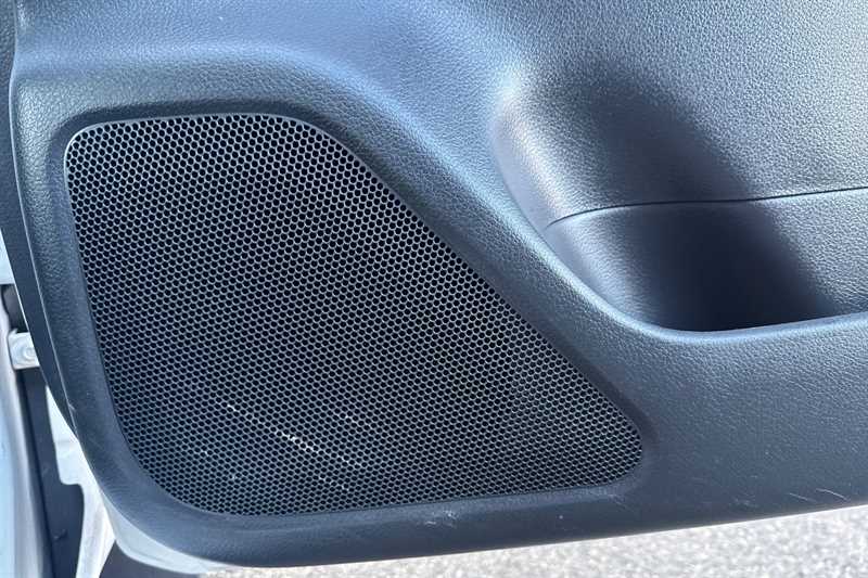 Used Nissan Navara 2020 for sale - 77474460: Photo 27