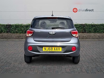 Used Hyundai i10 2018 for sale - 78936632: Photo