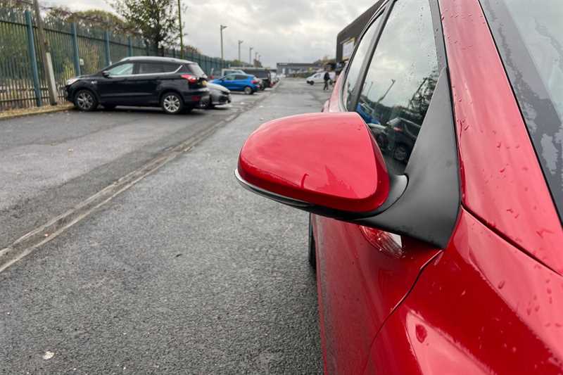 Used Hyundai i10 2022 for sale - 77349344: Photo 35