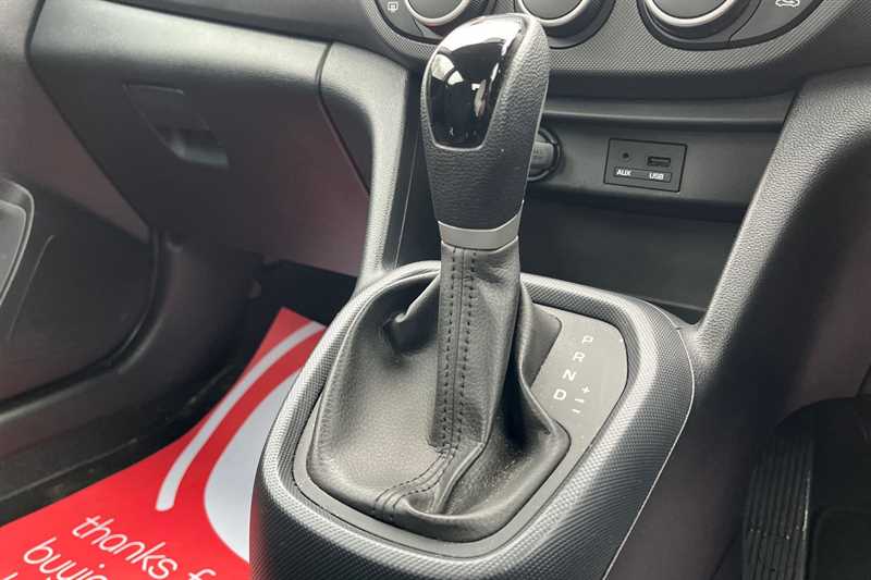 Used Hyundai i10 2017 for sale - 77800754: Photo 17