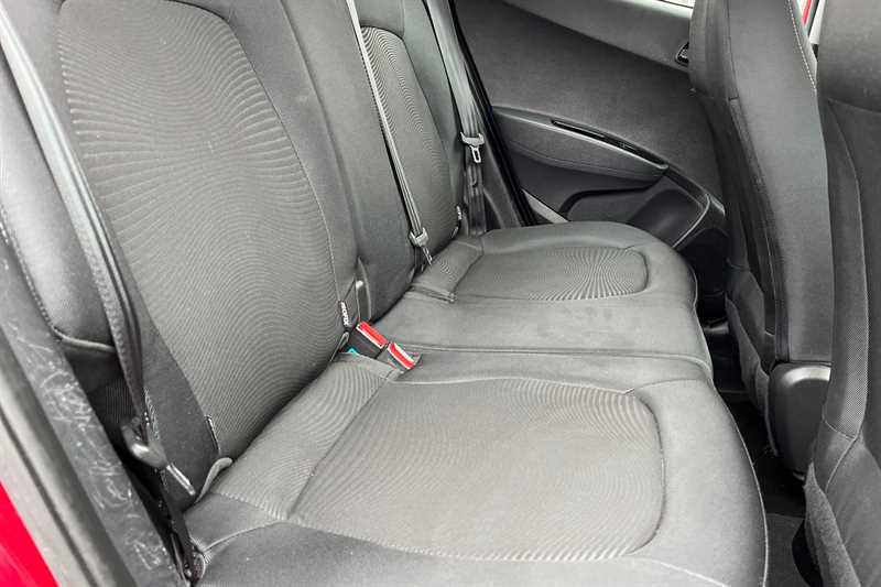 Used Hyundai i10 2017 for sale - 77800754: Photo 24