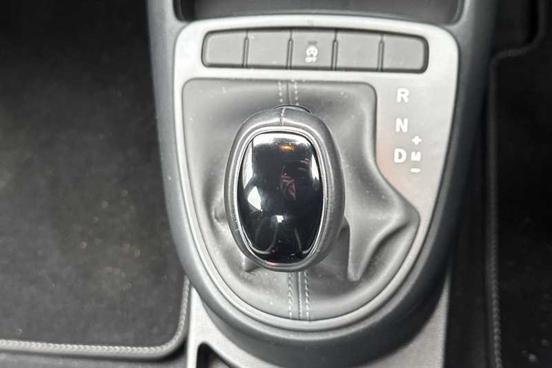 Used Hyundai i10 2024 for sale - 77800945: Photo 42