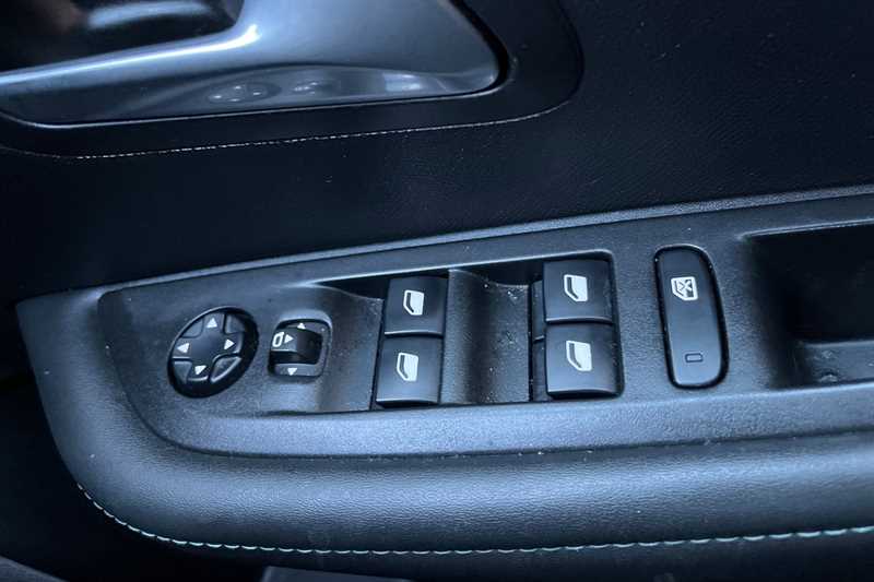 Used Peugeot 208 2020 for sale - 77375622: Photo 16