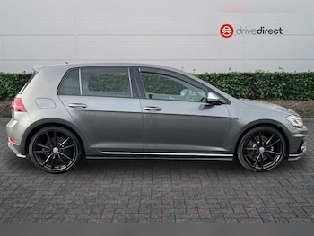 Used Volkswagen Golf 2019 for sale - 77567090: Photo