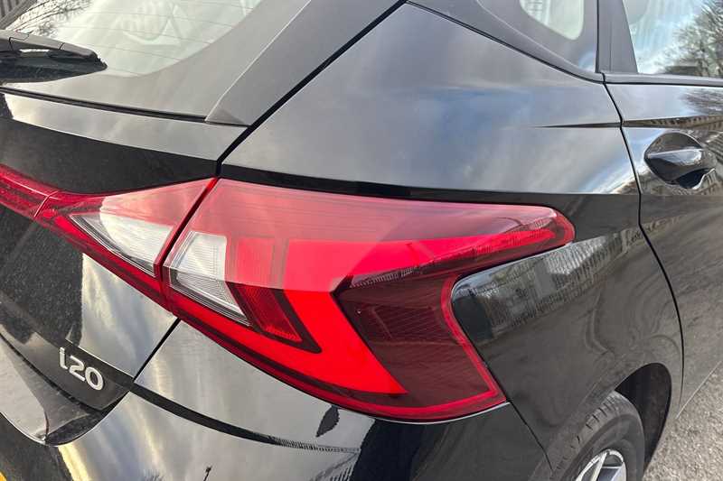 Used Hyundai i20 2024 for sale - 77929226: Photo 32