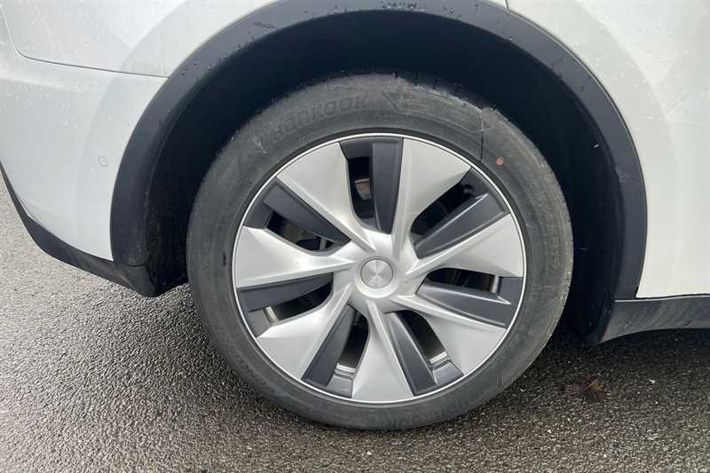 Used Tesla Model Y 2022 for sale - 77812439: Photo 9