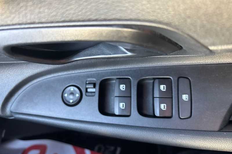 Used Hyundai i20 2025 for sale - 77828982: Photo 15