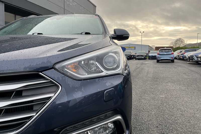 Used Hyundai Santa Fe 2016 for sale - 76929660: Photo 28